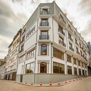 Grand Business فندق
